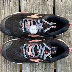 Brooks Cascadia 15 - Very Good condition
